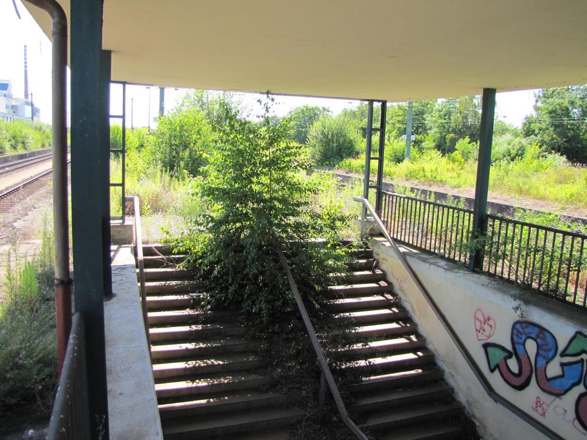 Weiterer Zugang zu Bahnsteig 4 und 5